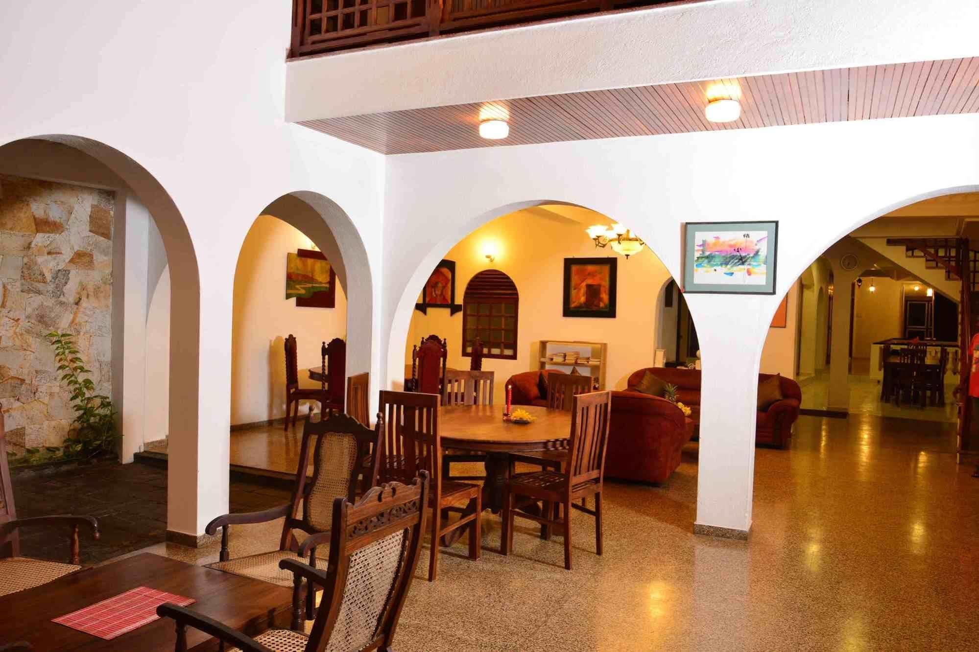Sunset Galle Fort Екстериор снимка